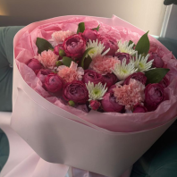 Сборный букет с пионовидными кустовыми розами Сборный букет с пионовидными кустовыми розами