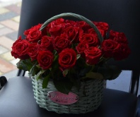 35 роз в корзине (цвет на выбор) 40-50см,2сорт