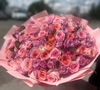 101 роза 2сорт, Лондон Ай и Меритим