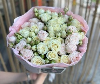 Монобукет из розовых спреев 9шт, 60см