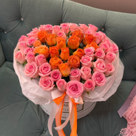 51 роза в шляпной коробке